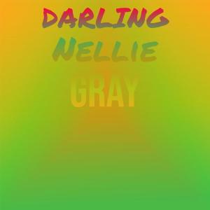 Dengarkan lagu He's Looking This Way nyanyian Joanne Engel dengan lirik