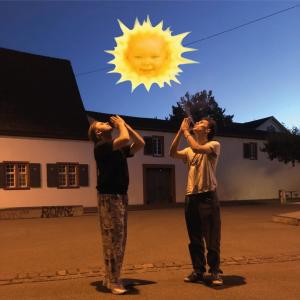 Benedikt的專輯sonnenanbeter.mp3 (feat. Ninik & Benedikt) (Explicit)