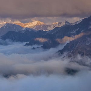 Listen to Mindfulness song with lyrics from Gary Robins