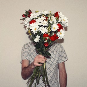 收聽Poro的Let Me Love You歌詞歌曲