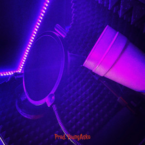 Listen to Find My Way Out (Explicit) song with lyrics from Yunko