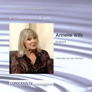 收聽Anneke Wills的Naked歌詞歌曲