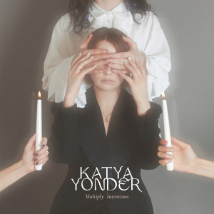 ดาวน์โหลดและฟังเพลง Peering into the Distance พร้อมเนื้อเพลงจาก Katya Yonder