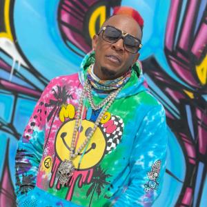 ดาวน์โหลดและฟังเพลง Twysted (feat. Levi/deadhands) (Explicit) พร้อมเนื้อเพลงจาก Conrad Hilton Offplanetish