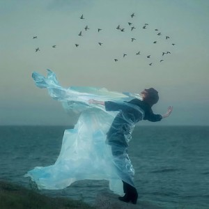 ดาวน์โหลดและฟังเพลง Night Dancer (0.9X) พร้อมเนื้อเพลงจาก 腼腆小帅