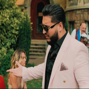 Listen to PESTIEK song with lyrics from Lacika