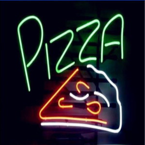 Dengarkan lagu Pizza (Explicit) nyanyian Tz dengan lirik