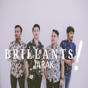 收听Brillants的Jarak歌词歌曲