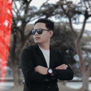 Listen to Kesepian Galau song with lyrics from Yuda pratama