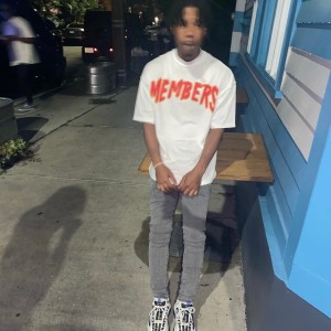 收聽Dineaux的You Need Me (feat. BFRESH) (Explicit)歌詞歌曲