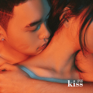 ดาวน์โหลดและฟังเพลง Easily(feat.MELOH) พร้อมเนื้อเพลงจาก 트웰브 (twlv)