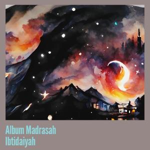 Album Album Madrasah Ibtidaiyah (Live) oleh Angwar Romdoni