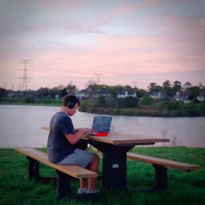 default playlist img