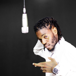 Listen to Drop Dat (Explicit) song with lyrics from Dashocca