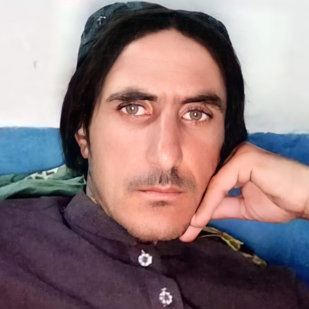 La Attan Sra De Sha Zai (Khan Pa Nom Yadgam)