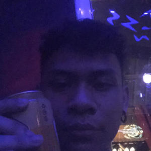 Dengarkan Tum Ketumba lagu dari Van Kelvin dengan lirik