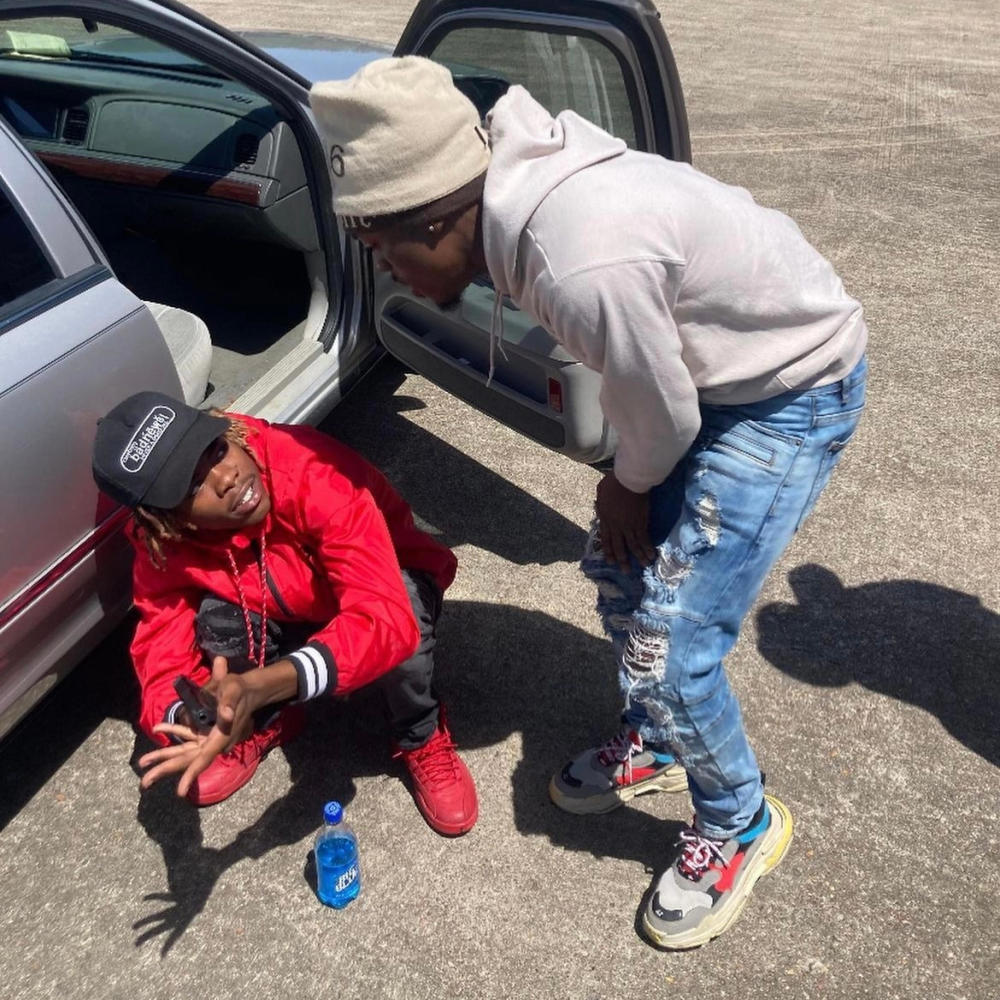 **** Talkin (feat. VbabyAe) (Explicit)