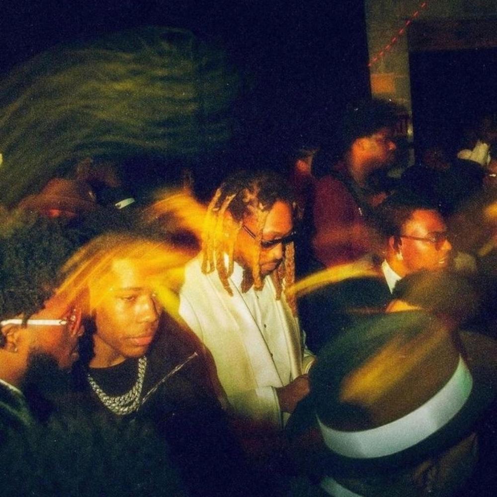 Life moves fast (Studio version|Explicit)