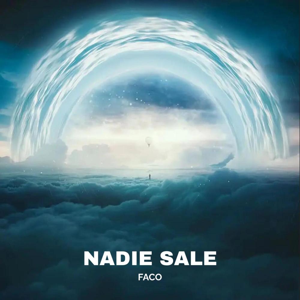NADIE SALE
