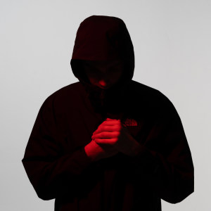 收聽lebovskiy的Tomorrow歌詞歌曲
