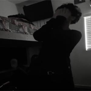 ดาวน์โหลดและฟังเพลง Hard for me (Explicit) พร้อมเนื้อเพลงจาก Punx