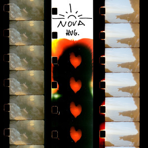 ดาวน์โหลดและฟังเพลง Nova พร้อมเนื้อเพลงจาก HUG