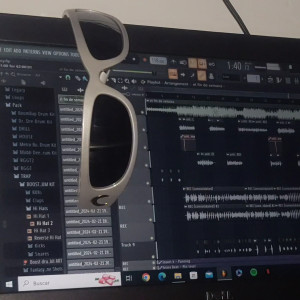 default playlist img