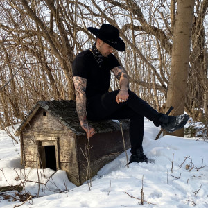 Listen to Do Not Disturb (Explicit) song with lyrics from Darian