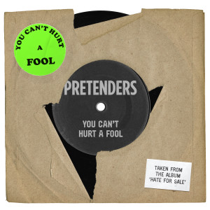 ดาวน์โหลดและฟังเพลง You Can't Hurt a Fool พร้อมเนื้อเพลงจาก Pretenders