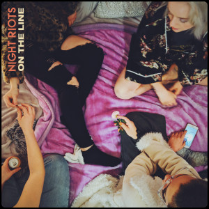 ดาวน์โหลดและฟังเพลง On The Line พร้อมเนื้อเพลงจาก Night Riots