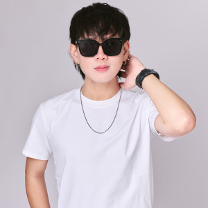 Listen to ដង្ហើមស្នេហ៍ song with lyrics from Noly Records