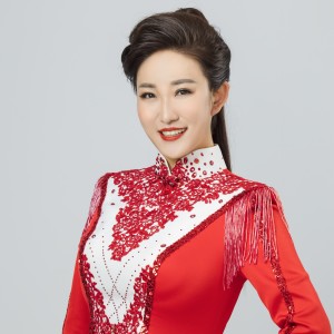 Listen to 黄土地上 (Live) song with lyrics from 常艳妮