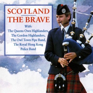 Dengarkan lagu Medley: Duncan McInnes/ Stirling Castle/ The Kilt Is My Delight/ Dr. Ross 50th Welcome To The Argyllshire Gathering nyanyian Band Of The Royal Hong Kong Police dengan lirik