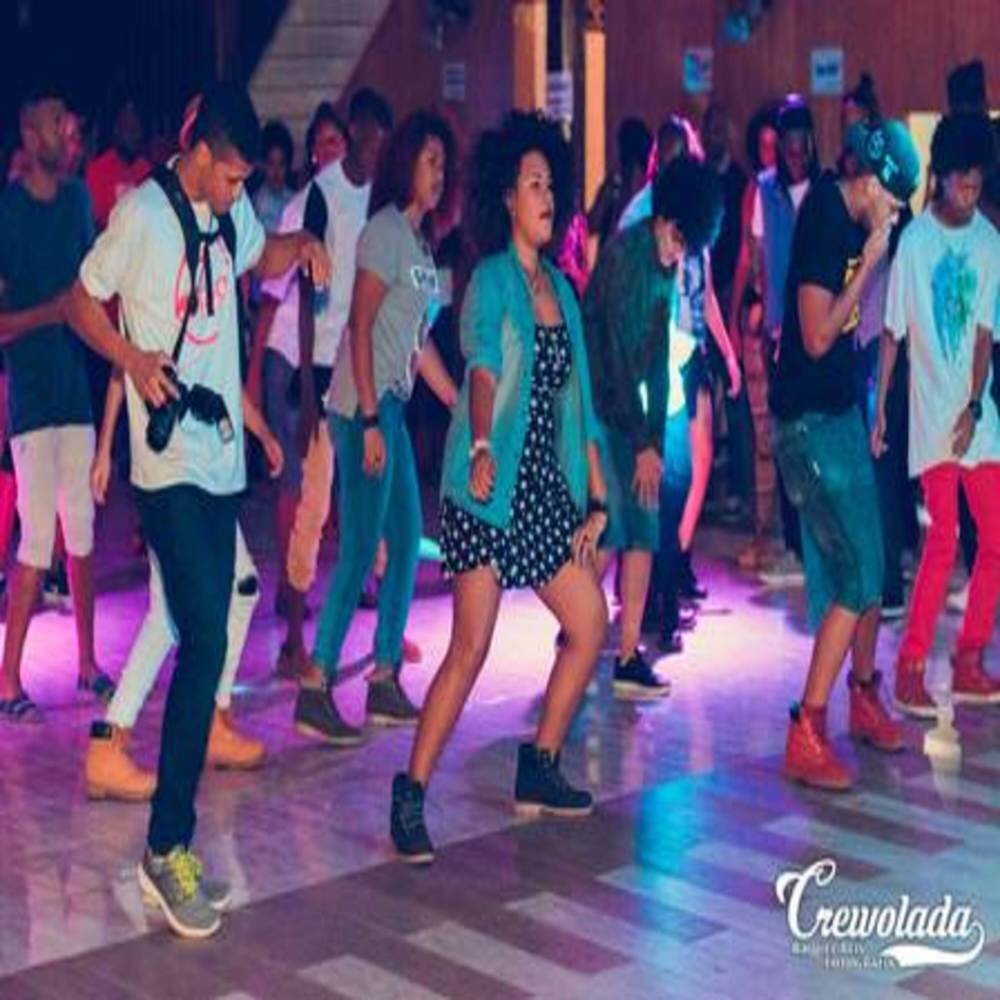 RITMO DOS BAILE feat Mc Danny (Explicit)