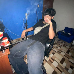 ดาวน์โหลดและฟังเพลง eEeeÉ (feat. bbymarzo & p0ppy) พร้อมเนื้อเพลงจาก SweetLuxs