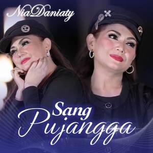 Album Sang Pujangga from Nia Daniaty