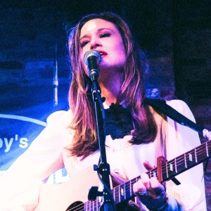 Lauren Minear的專輯Nice Guy (Live From The Bitter End)