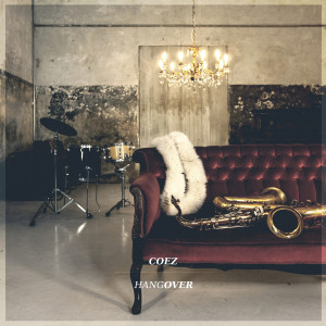 ดาวน์โหลดและฟังเพลง Hangover พร้อมเนื้อเพลงจาก Coez