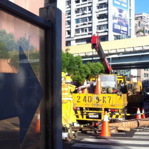 Dengarkan I Struggle lagu dari Kishore Minifie Ryan dengan lirik