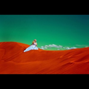 Dengarkan lagu Calm Streams nyanyian Relaxing Music dengan lirik