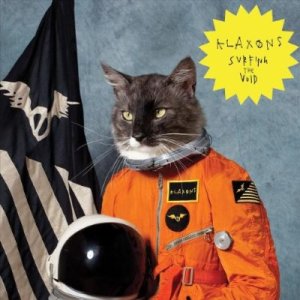 ดาวน์โหลดและฟังเพลง Venusia พร้อมเนื้อเพลงจาก Klaxons