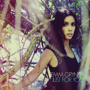 Dengarkan lagu Orange Colored Sky nyanyian Emm Gryner dengan lirik