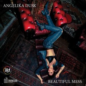 Angelika Dusk的專輯Beautiful Mess