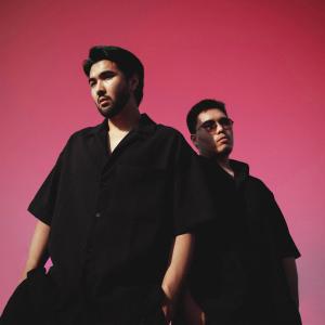 ดาวน์โหลดและฟังเพลง Akim & Bonapart - Без тебя (Adam Maniac Remix) พร้อมเนื้อเพลงจาก Akim