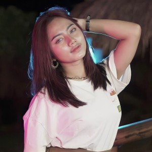 Dengarkan Full Senyum Sayang lagu dari New Pallapa Official dengan lirik