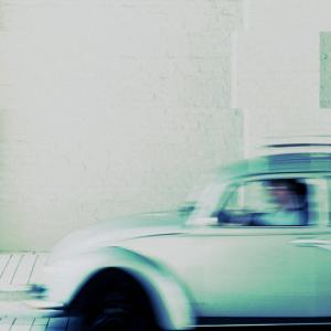 收聽GRAHAM的Just For The Moment歌詞歌曲