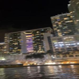 ดาวน์โหลดและฟังเพลง Stuck (feat. Thelxnleyspirit) พร้อมเนื้อเพลงจาก zovr