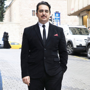 收听ADNAN ŞENSOY的Allah Allah Allah歌词歌曲