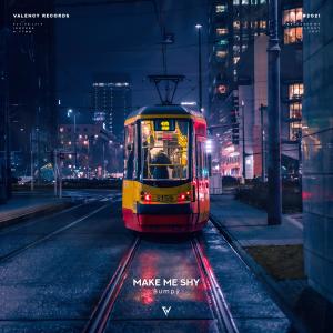 Dengarkan Make Me Shy lagu dari Bumpÿ dengan lirik