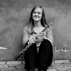 Rachel Chaplin ดาวน์โหลดและฟังเพลงฮิตจาก Rachel Chaplin
